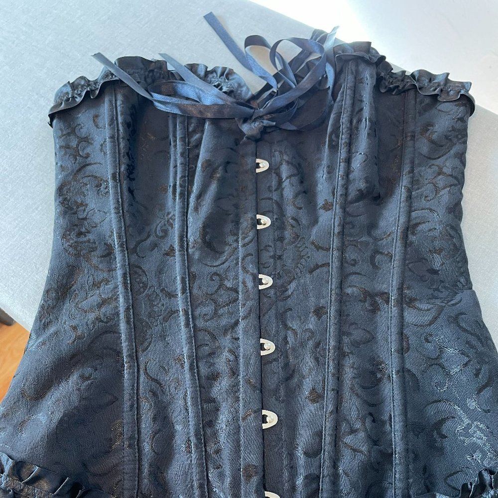 EUC Steel Boned Corset - Picture 2 of 8
